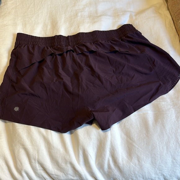 Athleta Hustle 3” Short - Picture 3 of 3